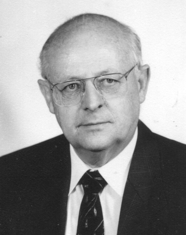 Ing. Agapito Gonzlez Hernndez